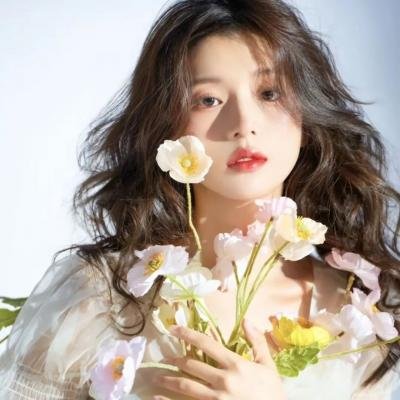 谁杀了小说家？